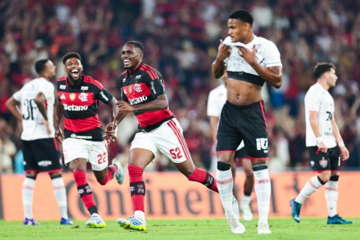 Flamengo abre vantagem mínima diante do Vitória na Copa do Brasil