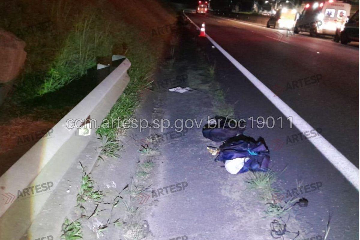Acidente ocorreu na madrugada desta quinta-feira (23)