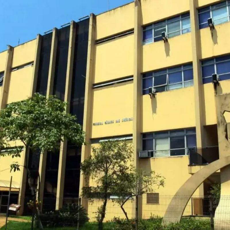 Vereador propõe projeto de lei para zerar buracos de rua em São Vicente, no litoral de São Paulo