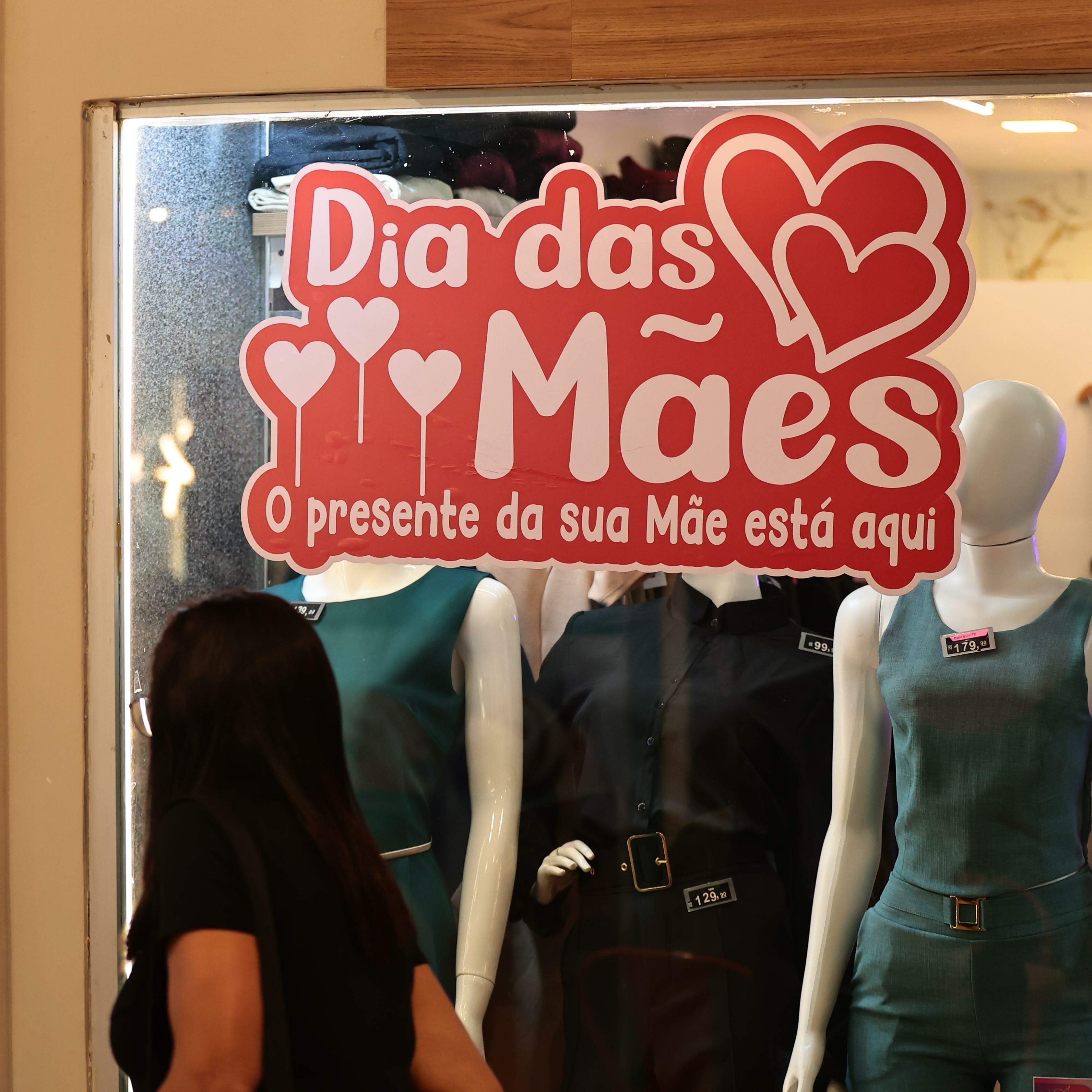 Um em cada três clientes espera gastar de R$ 251,00 a R$ 500,00