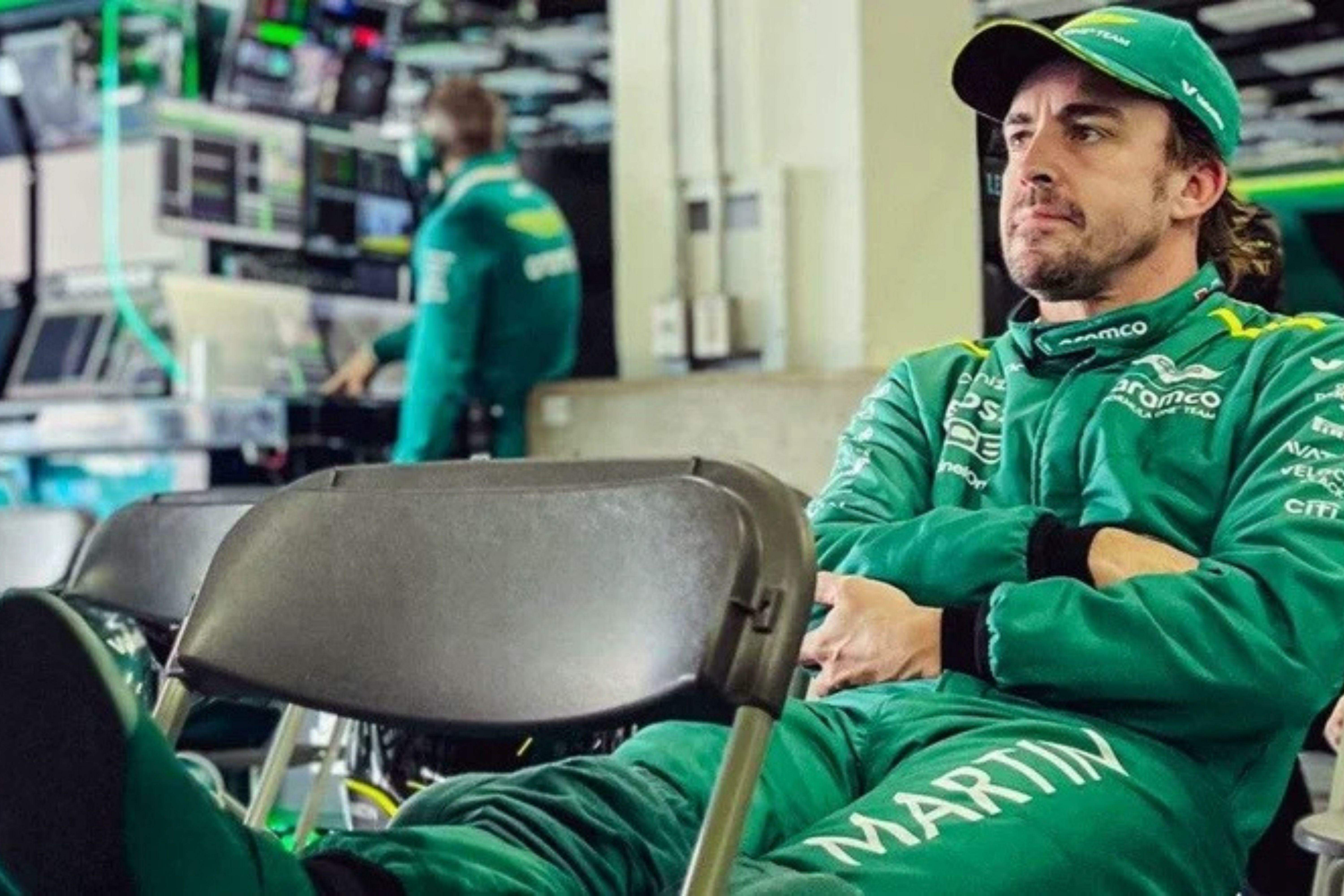 Fernando Alonso descarta aposentadoria: 'Me sinto competitivo e motivado'