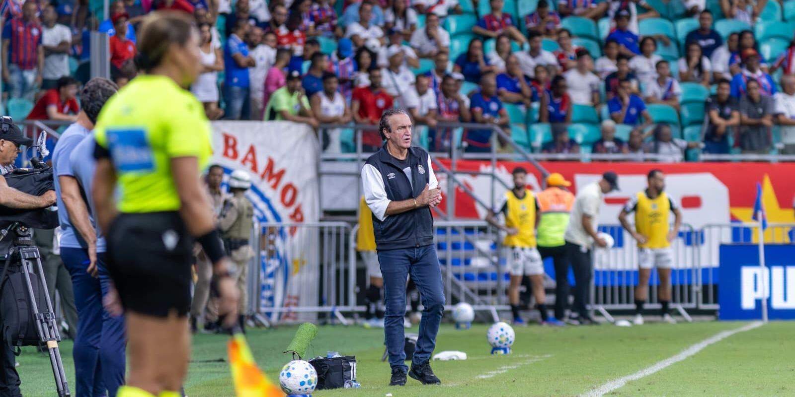 Cuca disse que vai cobrar internamente a equipe sobre as falhas do time na Arena Fonte Nova