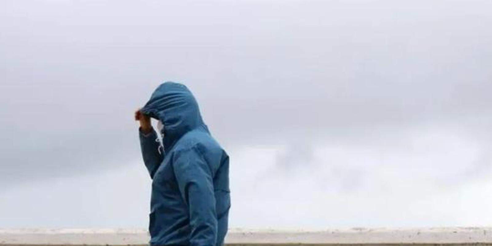 Termômetros podem chegar aos 11°C na Baixada Santista durante a semana; na sexta (15), previsão de chuva