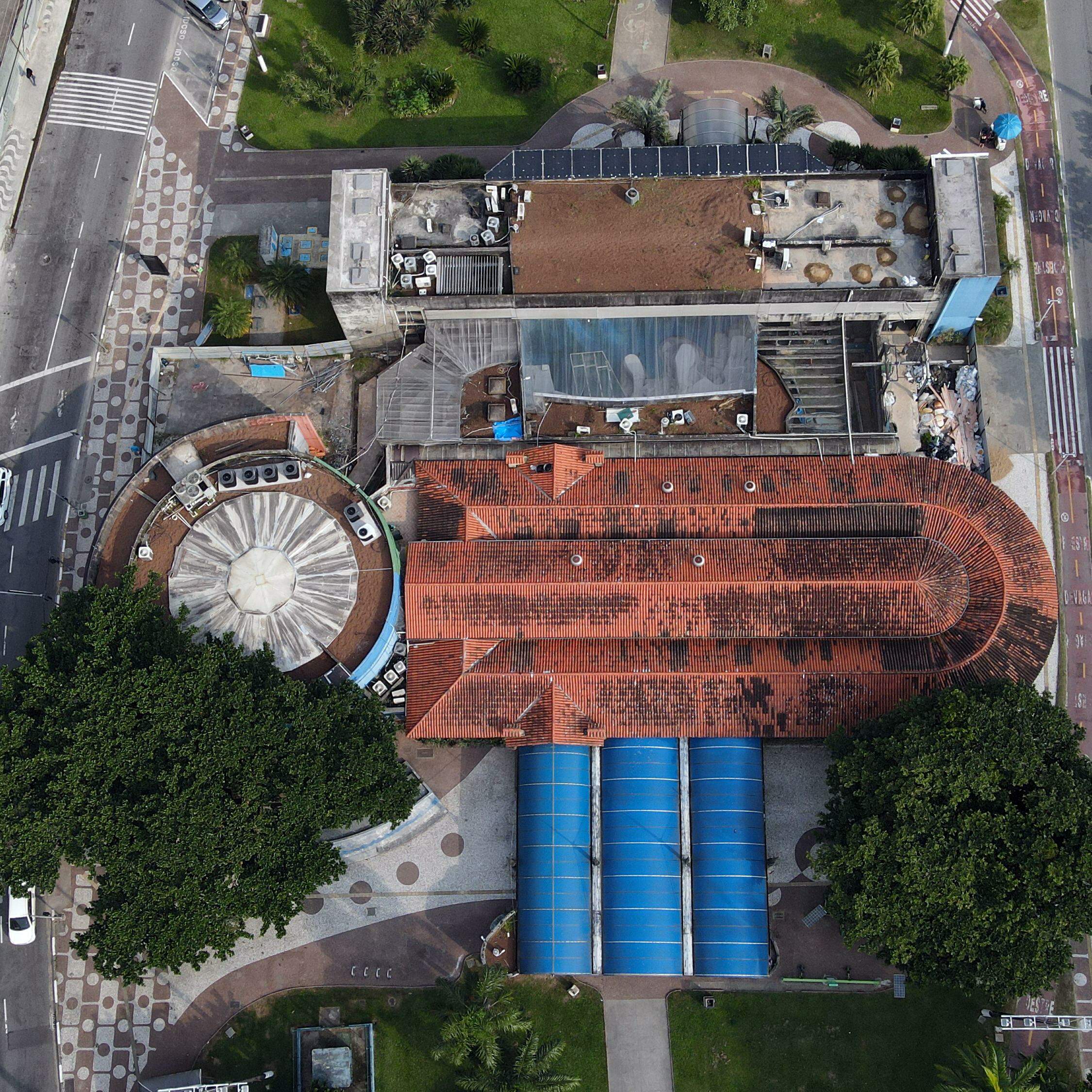 Empresa que ganhou a concorrência só executou 9% das obras