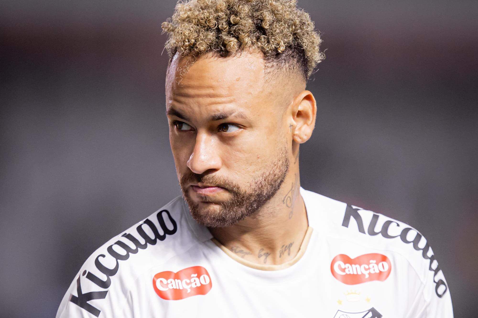 Neymar foi poupado contra o Bahia, mas deve estar em campo contra o San Lorenzo