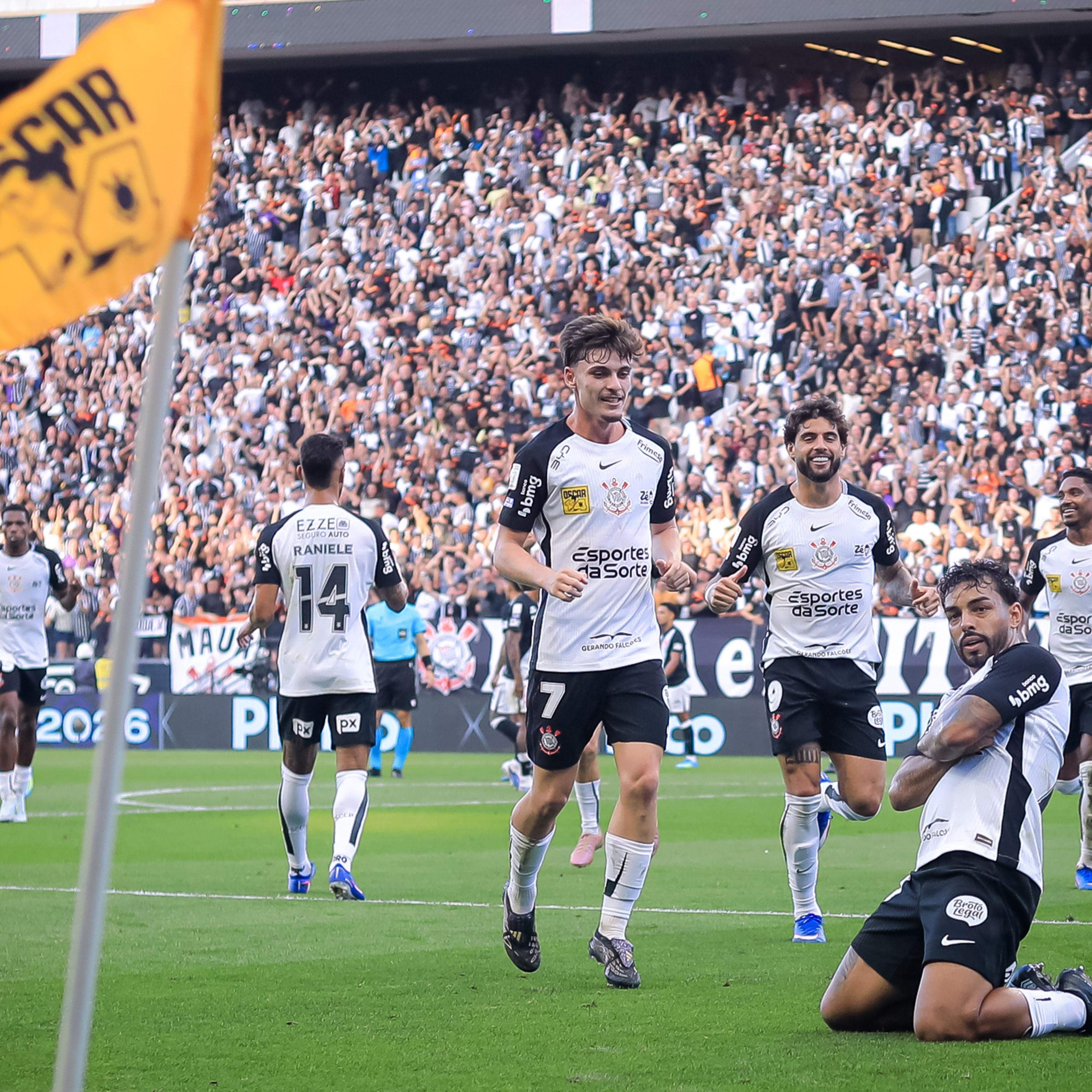 Corinthians faz o básico, vence o Vasco com um a menos em Itaquera e deixa o Z-4 do Brasileirão