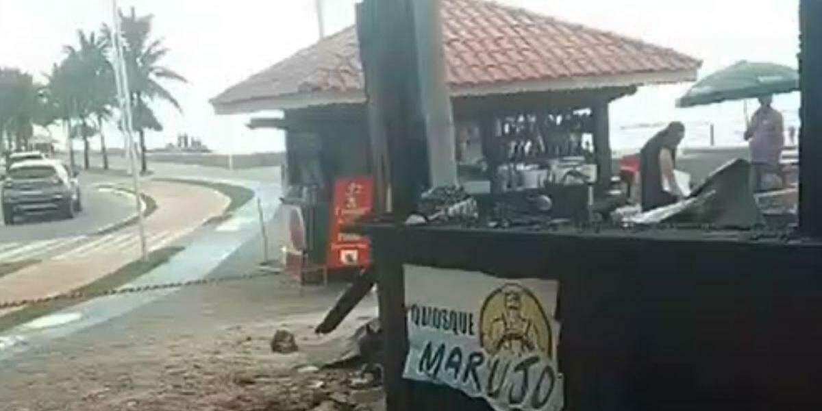 Fogo iniciou de madrugada