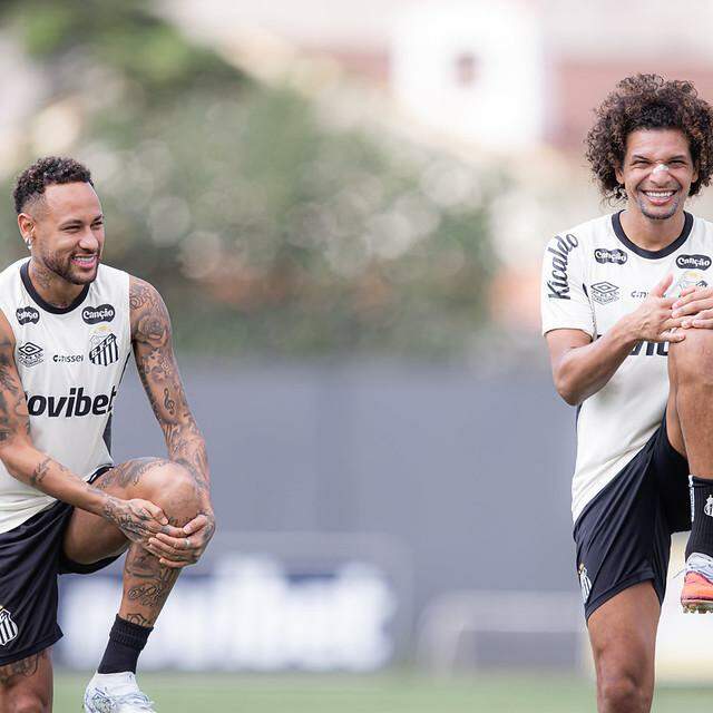 Poupados contra o Bahia, Neymar e Willian Arão voltam ao Santos no jogo da Copa Sul-Americana