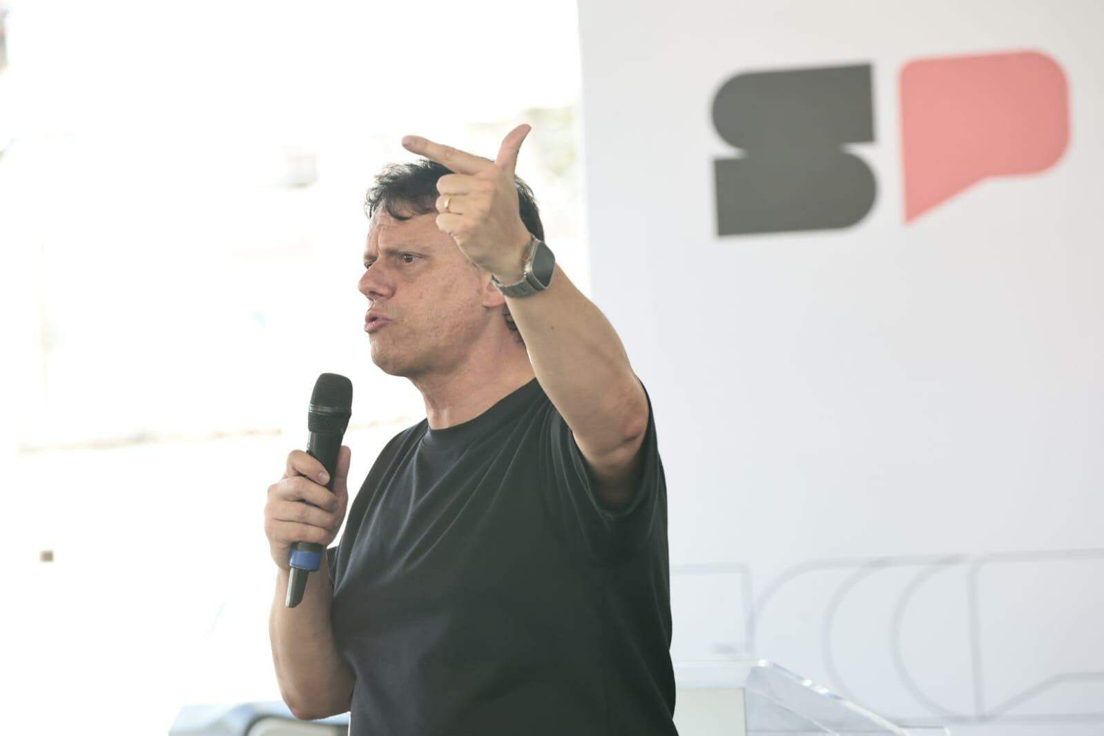 'Claro que é justo', diz Tarcísio sobre reivindicações de alunos em greve na USP