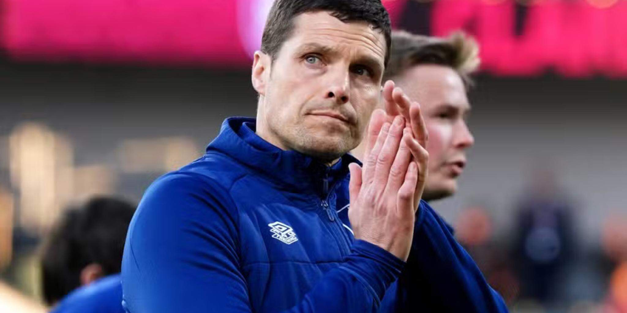 Michael Jackson assume interinamente time já rebaixado na Premier League