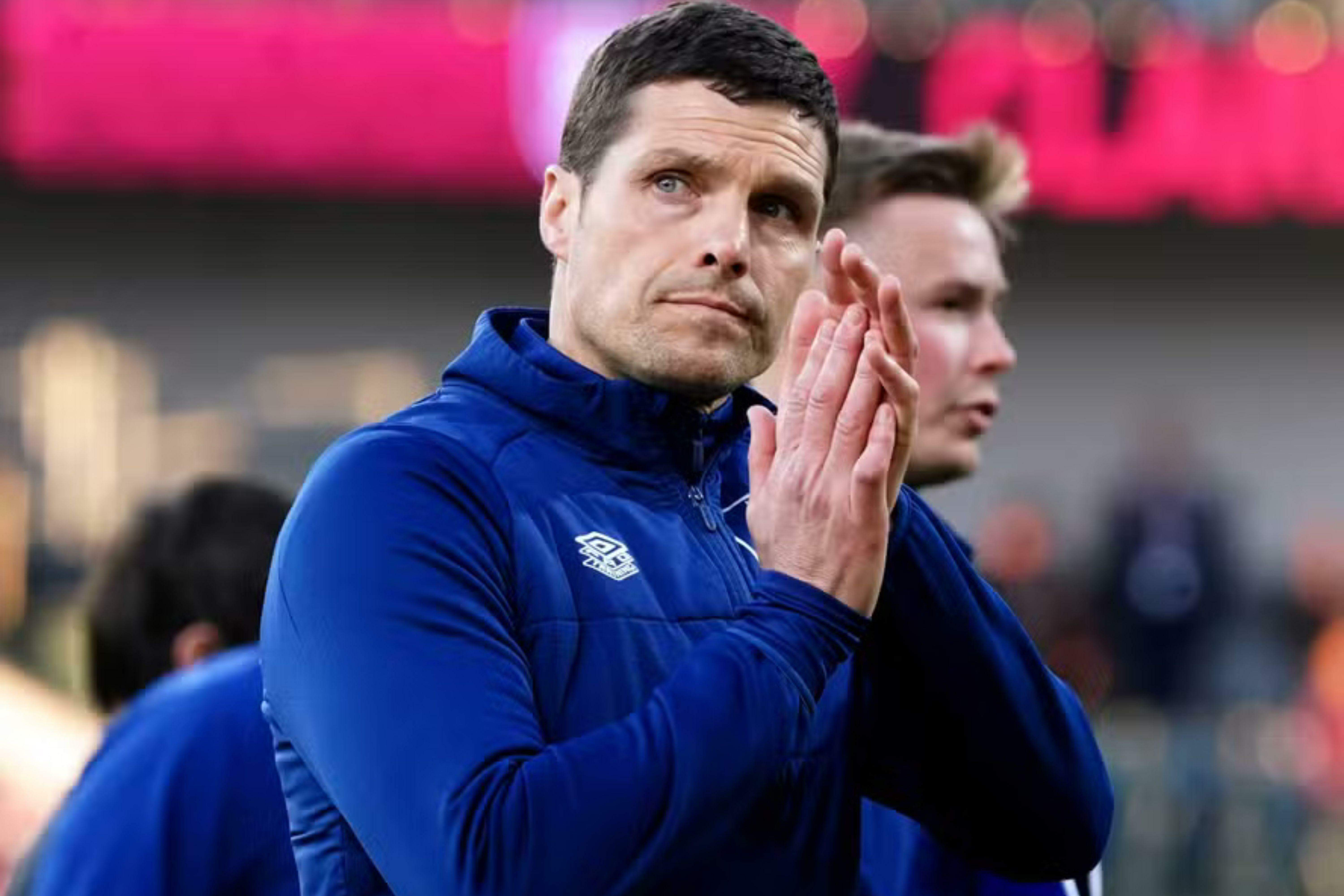 Michael Jackson assume interinamente time já rebaixado na Premier League