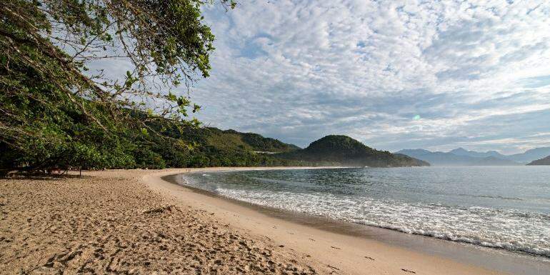 A Praia do Félix, em Ubatuba, foi eleita a melhor de São Paulo pelos usuários da plataforma Tripadvisor