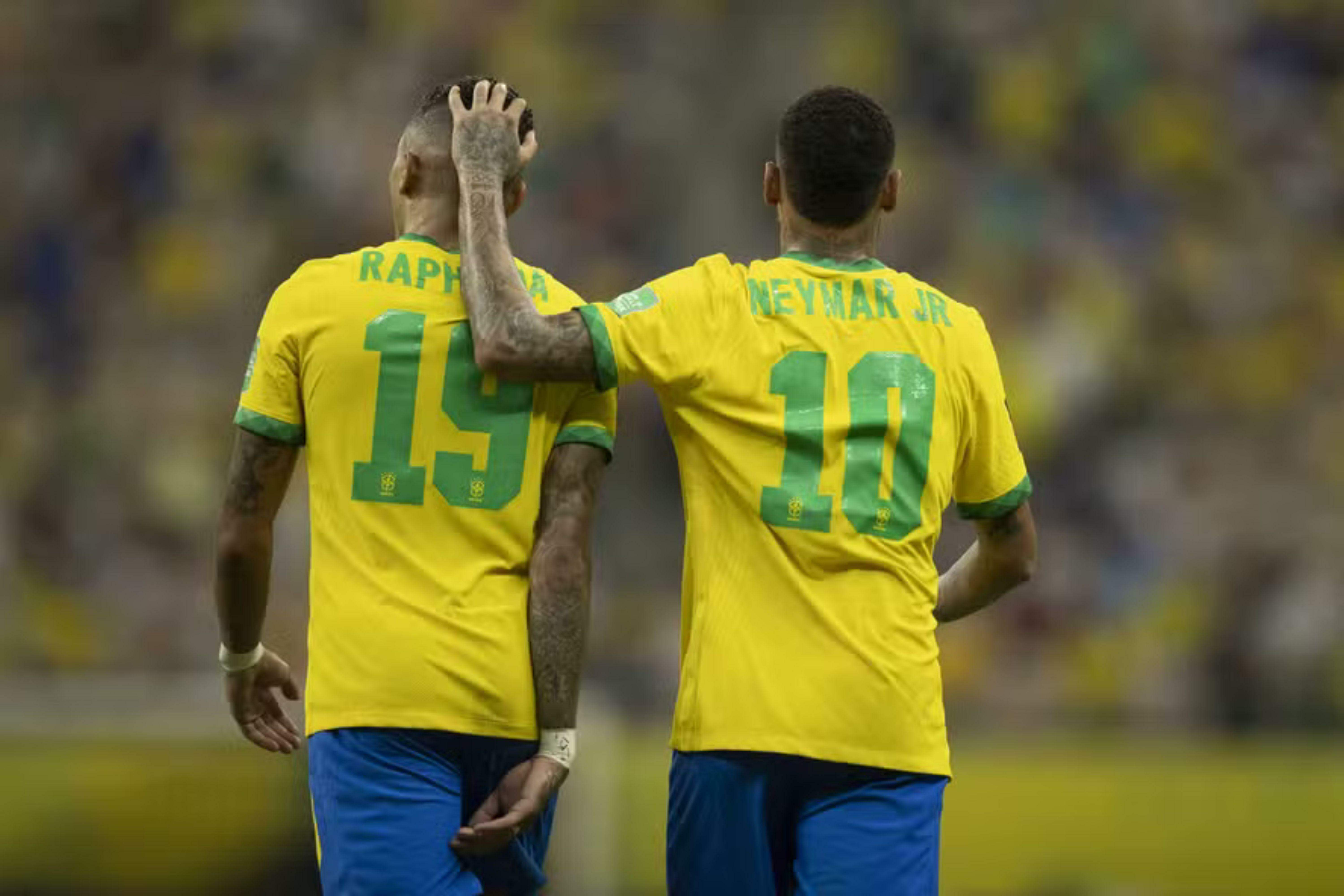 Raphinha faz coro por convocação de Neymar para a Copa: 'Ele é o cara do hexa'
