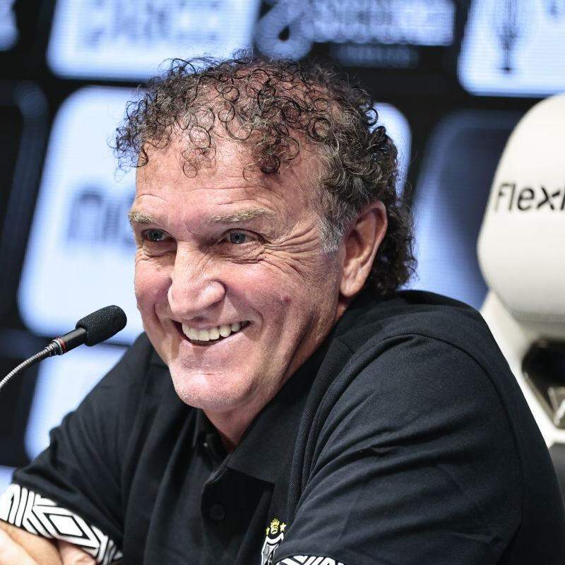 Cuca afirmou na coletiva deste sábado que Neymar irá jogar contra o Recoleta e que se sentiu satisfeito pelo empate com o Palmeiras