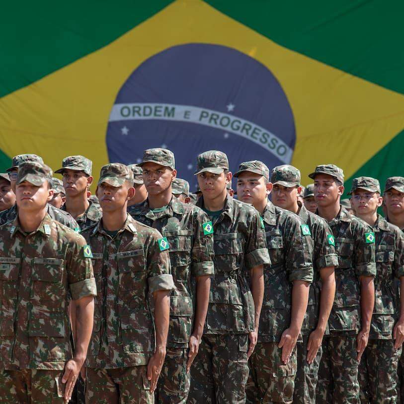 No Exército, a segunda-feira (4) marca o último dia de inscrições para 1,1 mil vagas