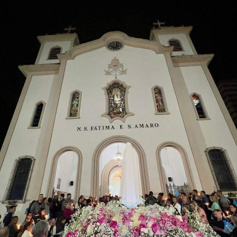 Durante o mês, há louvores na Igreja N. Sra. de Fátima e Santo Amaro