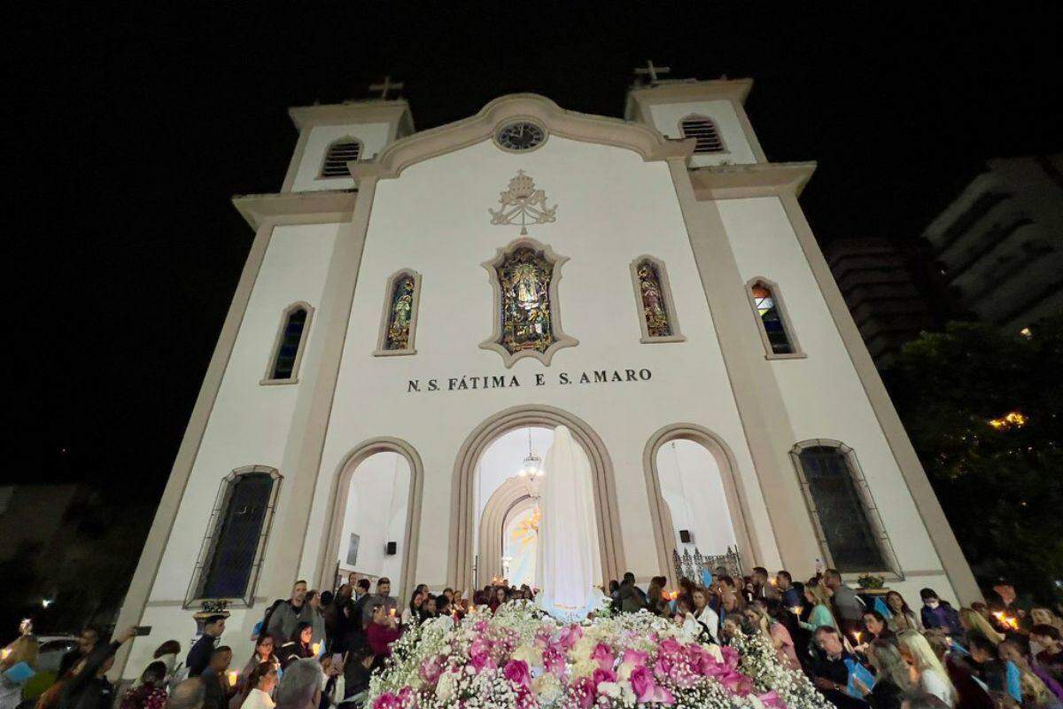 Durante o mês, há louvores na Igreja N. Sra. de Fátima e Santo Amaro