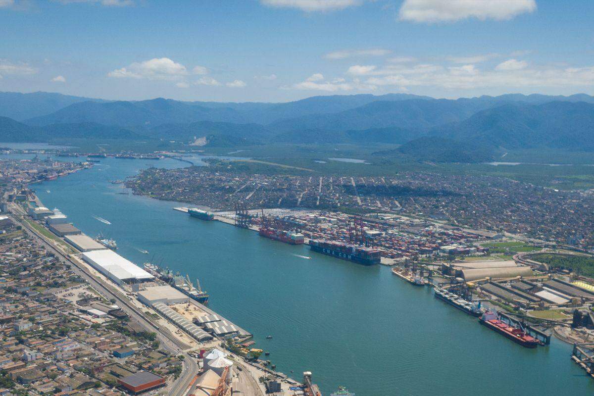 Empresas que atuam no Porto de Santos estão com mais de 20 vagas de emprego abertas para contratação