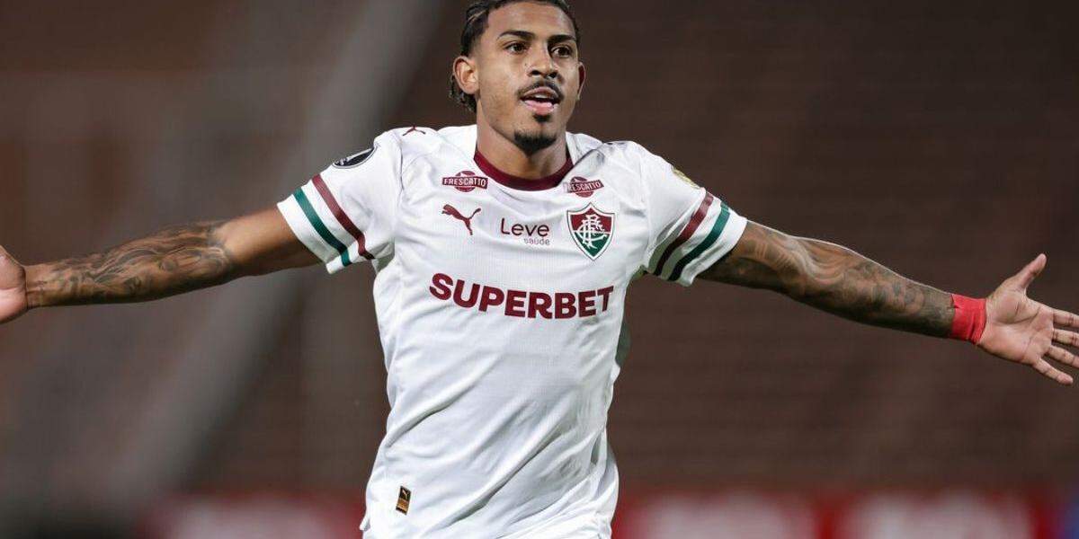 Fluminense arranca empate na Argentina e continua vivo na Libertadores