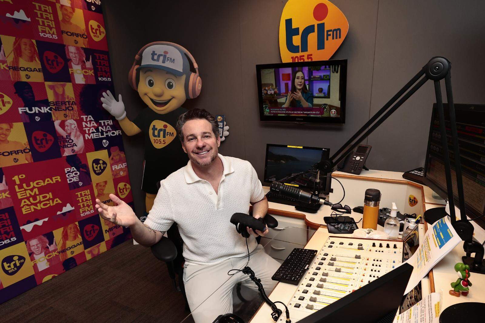 Val Tomazini, coordenador da Tri FM: paixão pelo rádio começou ainda na infância, da admiração por grandes comunicadores