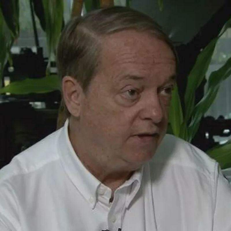 O médico Fabio Mesquita, especialista em Saúde Pública, lança novo livro em Santos