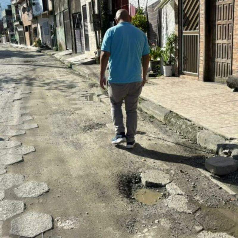 Notaram-se falhas no calçamento, desníveis e acabamento inadequado; empresa diz não ter sido citada