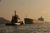 Dragagem é fundamental para garantir navegabilidade de embarcações que entram e saem do Porto de Santos