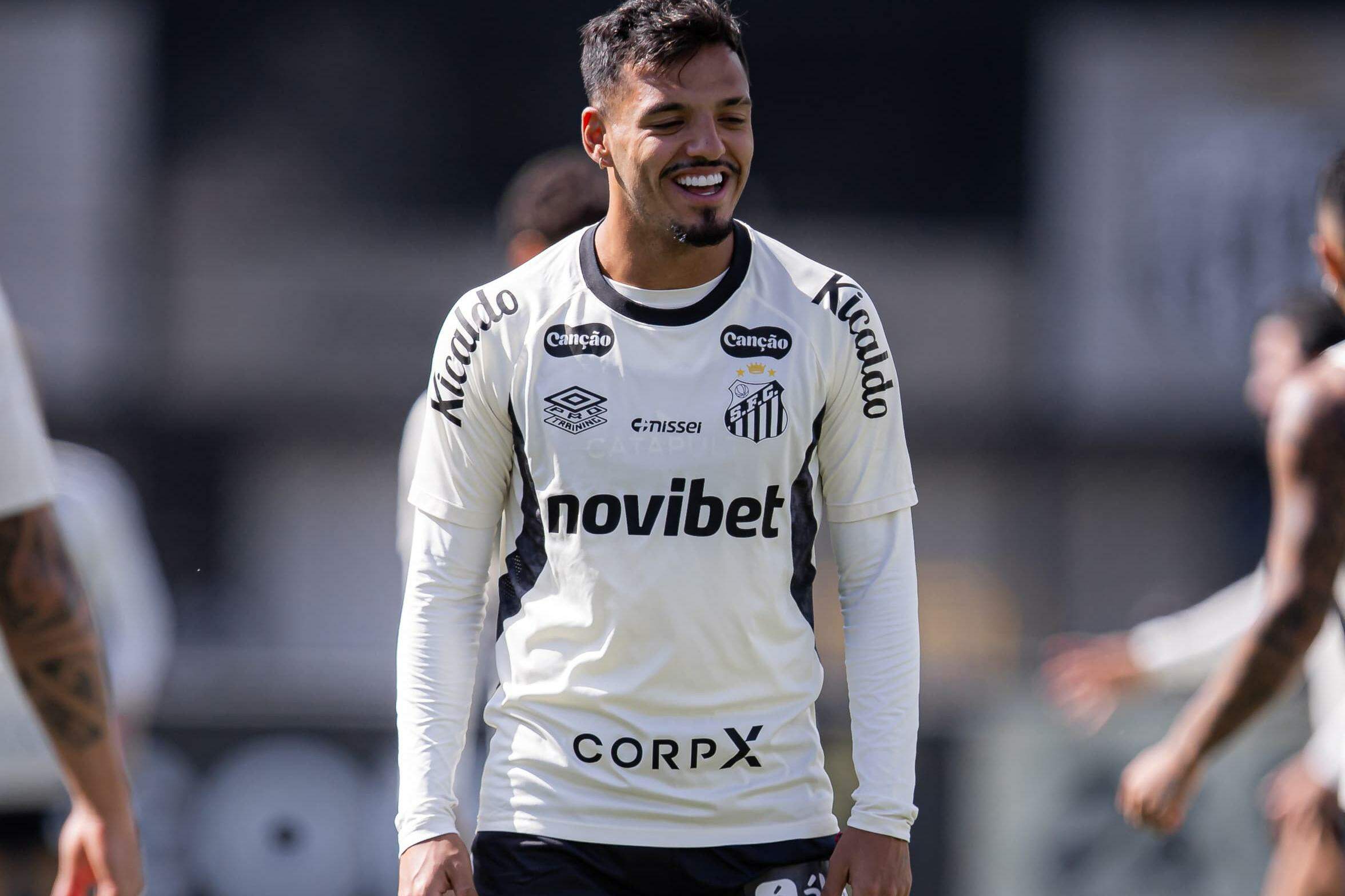 Gabriel Menino se destaca e sonha com volta à seleção