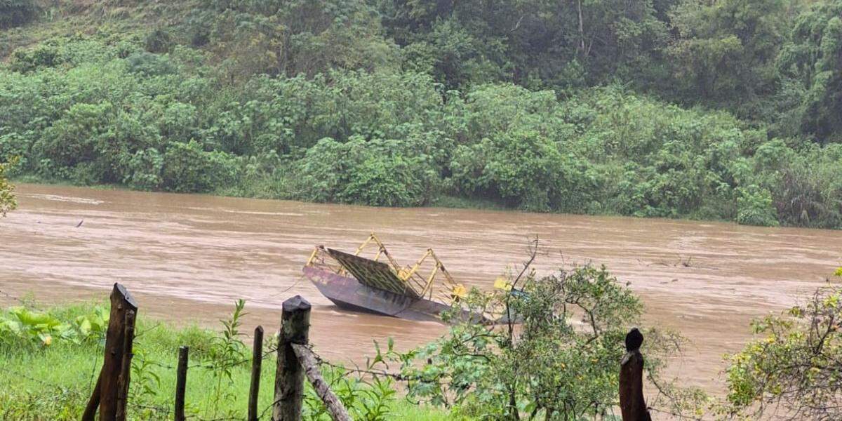 Não havia ninguém na embarcação no momento do ocorrido