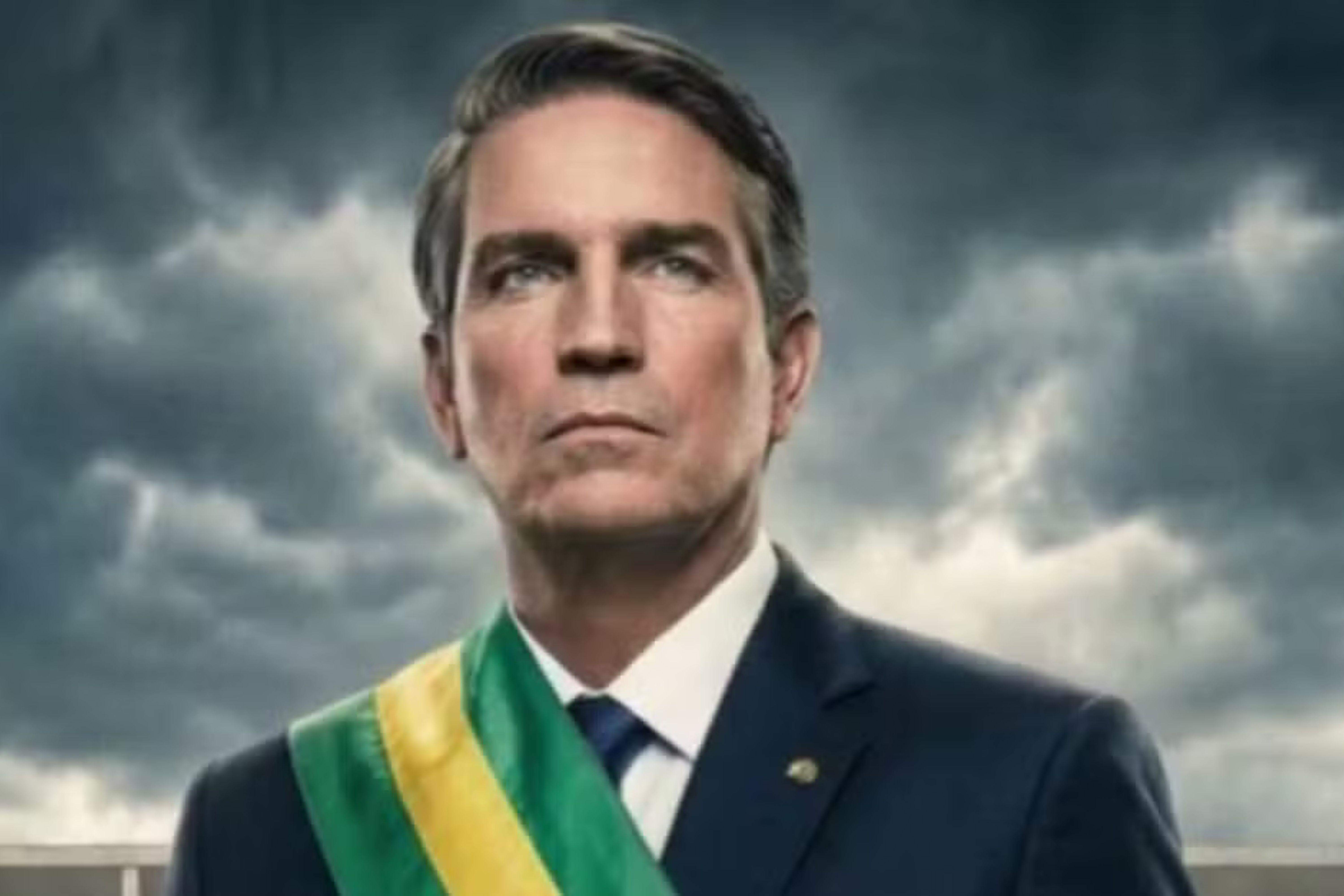 Jim Caviezel no pôster de 'Dark Horse', filme sobre a trajetória de Jair Bolsonaro