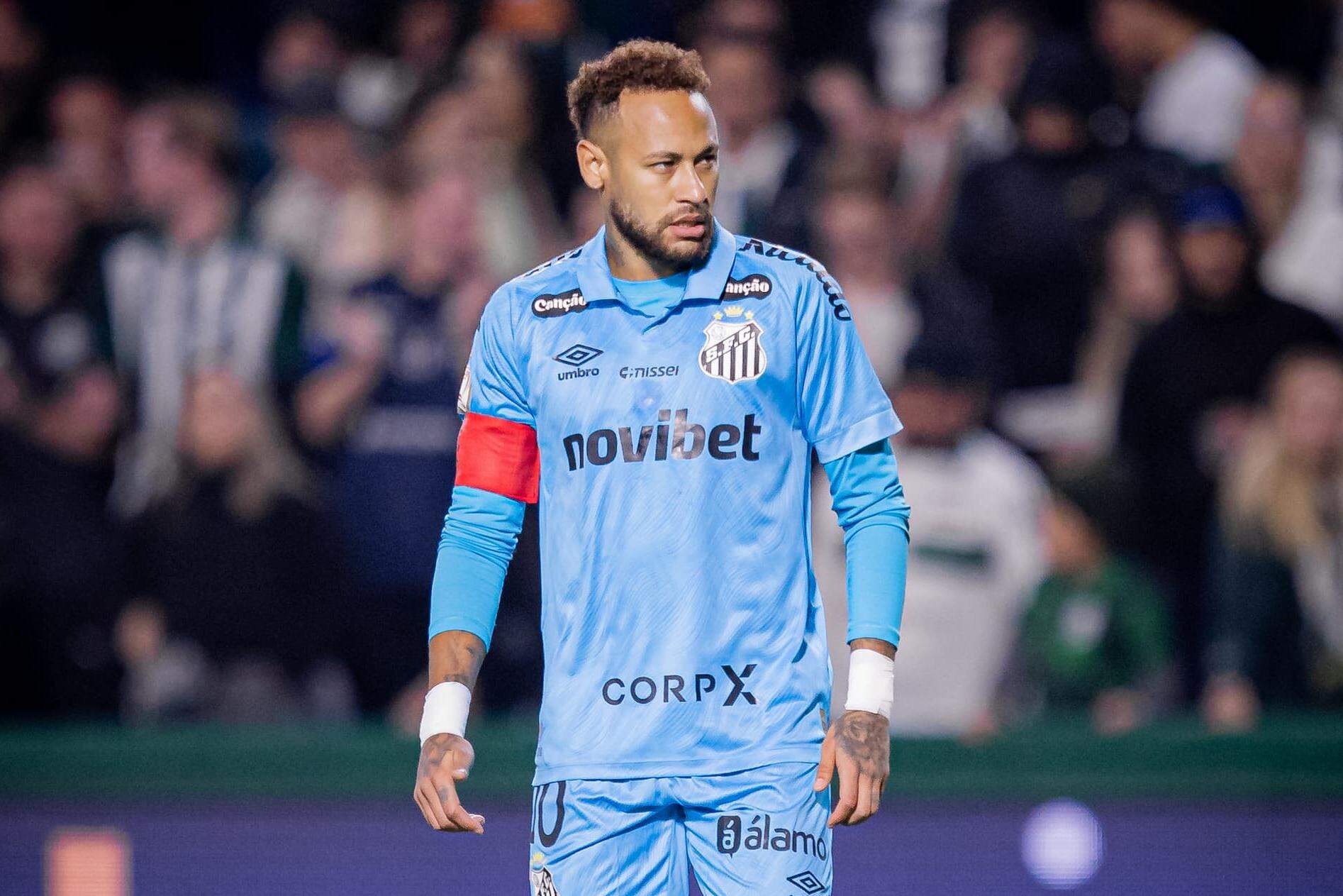 Cuca diz que Neymar não é mais o mesmo do passado, mas destacou as qualidades do camisa 10