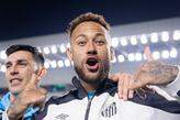 À espera da convocação de Ancelotti, Neymar tem contrato com o Santos até o final da temporada