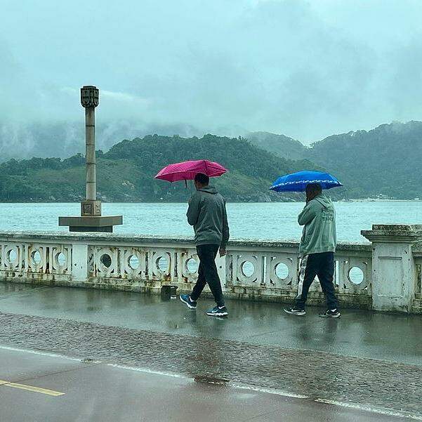 Pancadas de chuva estão previstas para sábado (16) e domingo (17) na Baixada Santista