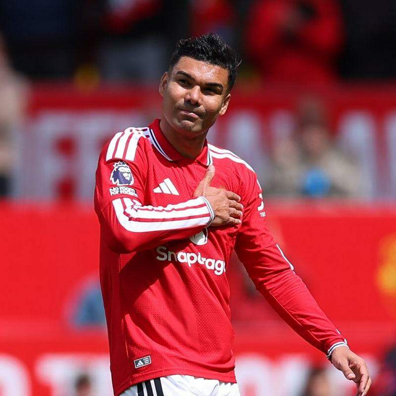 Volante brasileiro se despediu do United
