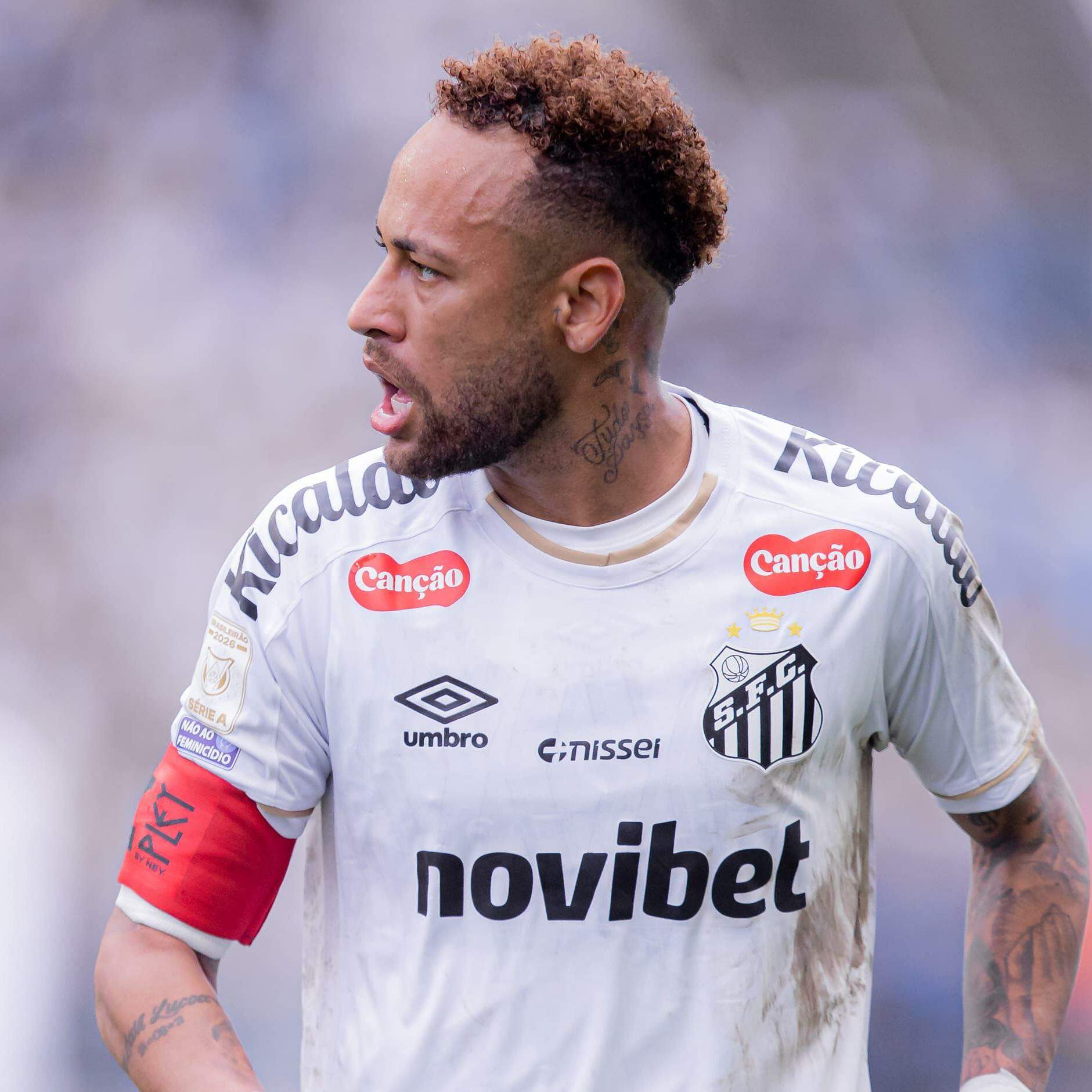 Neymar disse que se preparou para ser convocado e rebateu os críticos de sua forma física