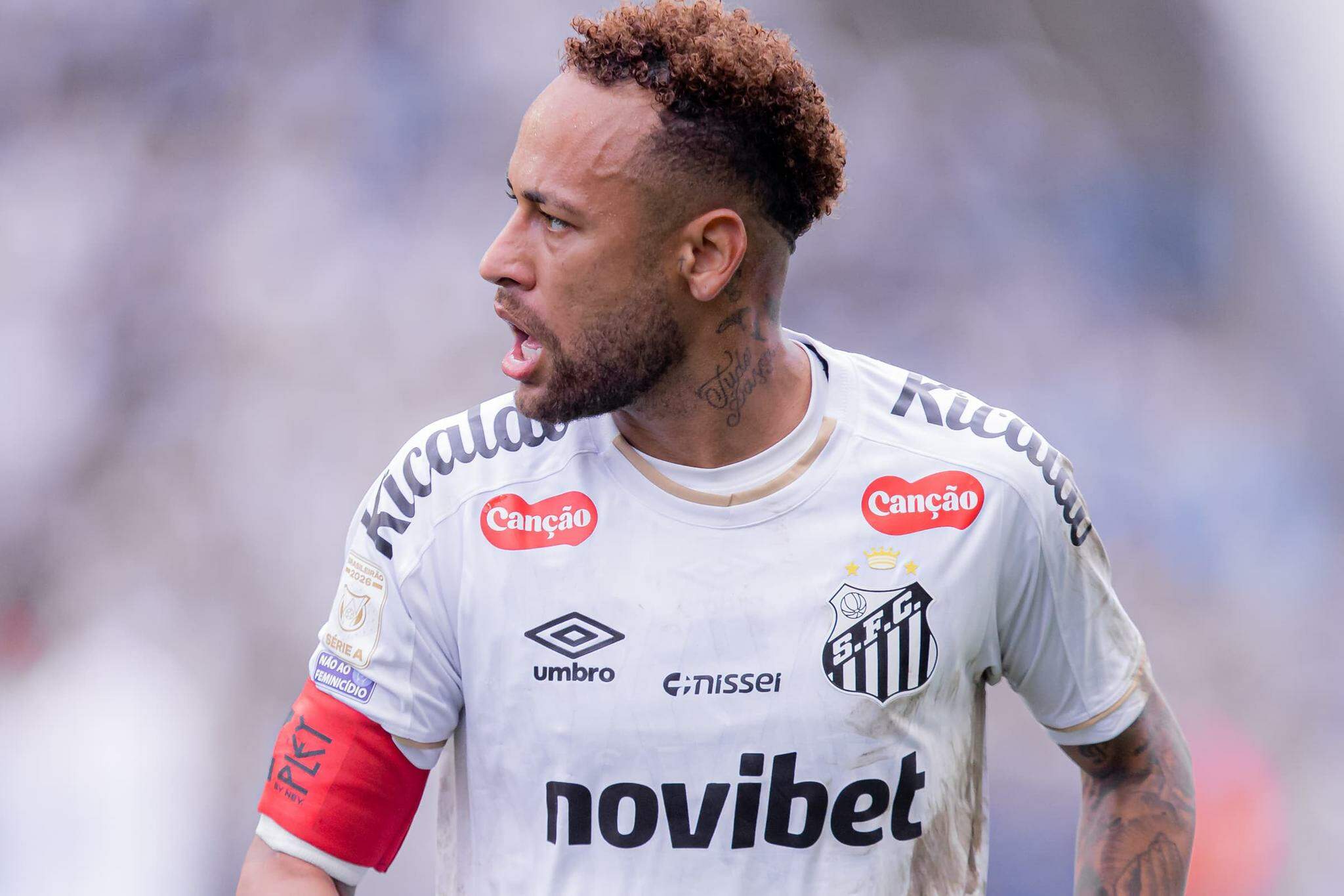 Neymar disse que se preparou para ser convocado e rebateu os críticos de sua forma física