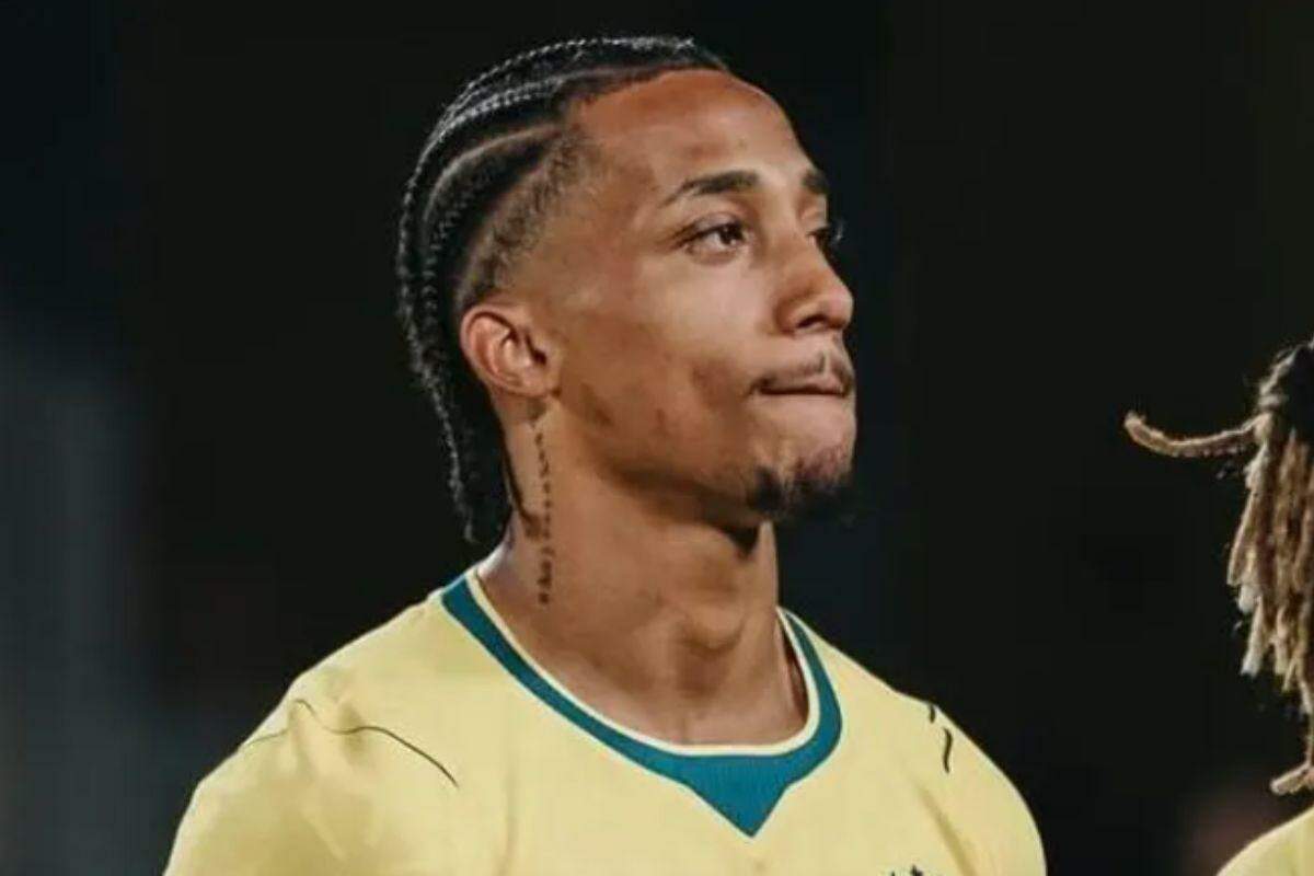 João Pedro deseja sorte à seleção em lamento por ausência na Copa: 'Sigo tranquilo e centrado'