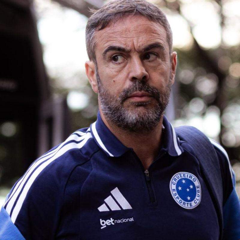 Cruzeiro encara Boca Juniors na Bombonera para garantir vaga e eliminar gigante da Libertadores