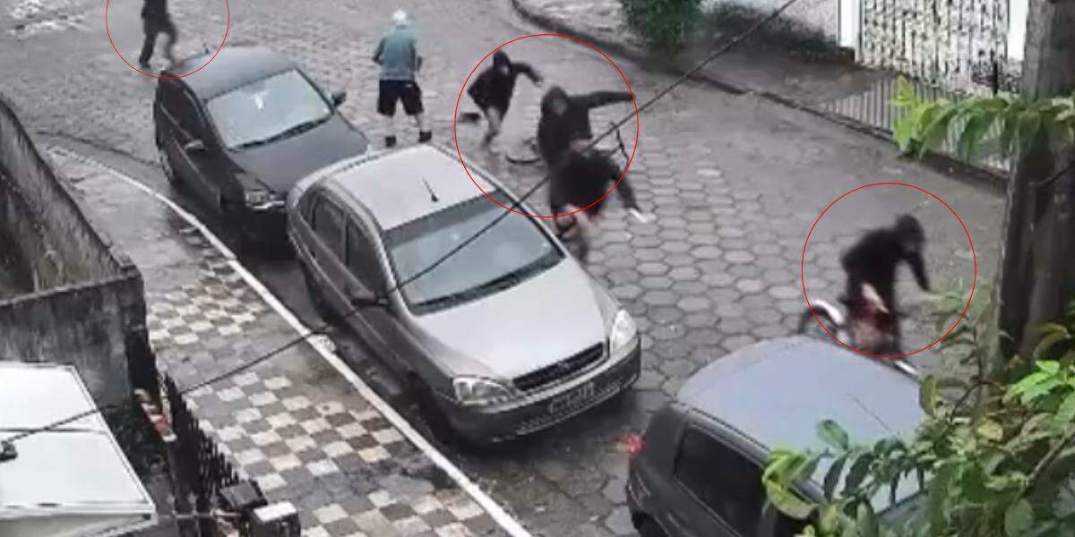 Quatro criminosos atacaram o idoso no Fox preto em Cubatão