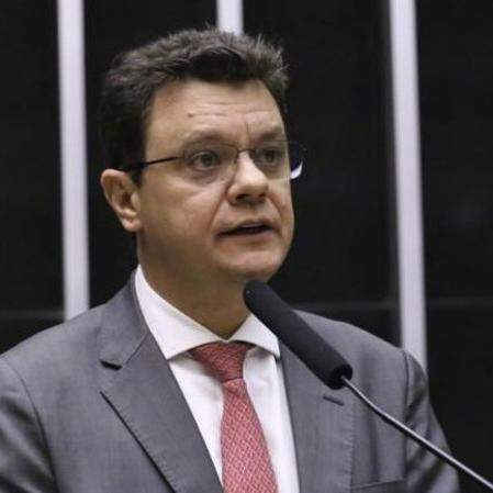 A aprovação pelo petista Odair Cunha (foto) foi unânime no plenário