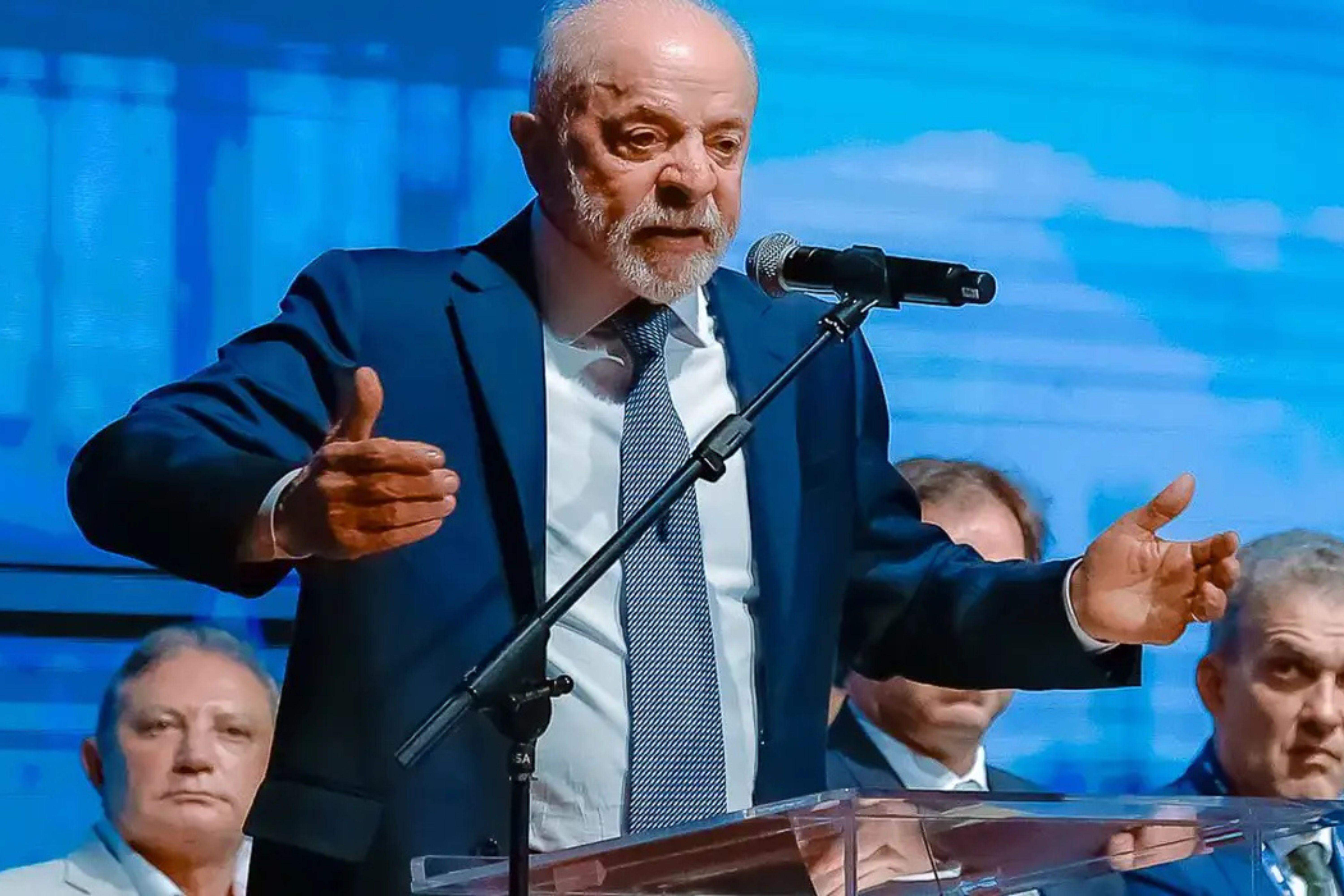 "Eu ainda espero realizar o meu sonho de financiar motos de qualidade mais baratas para os motoqueiros deste país. É uma tarefa que vocês podem cobrar", declarou Lula.
