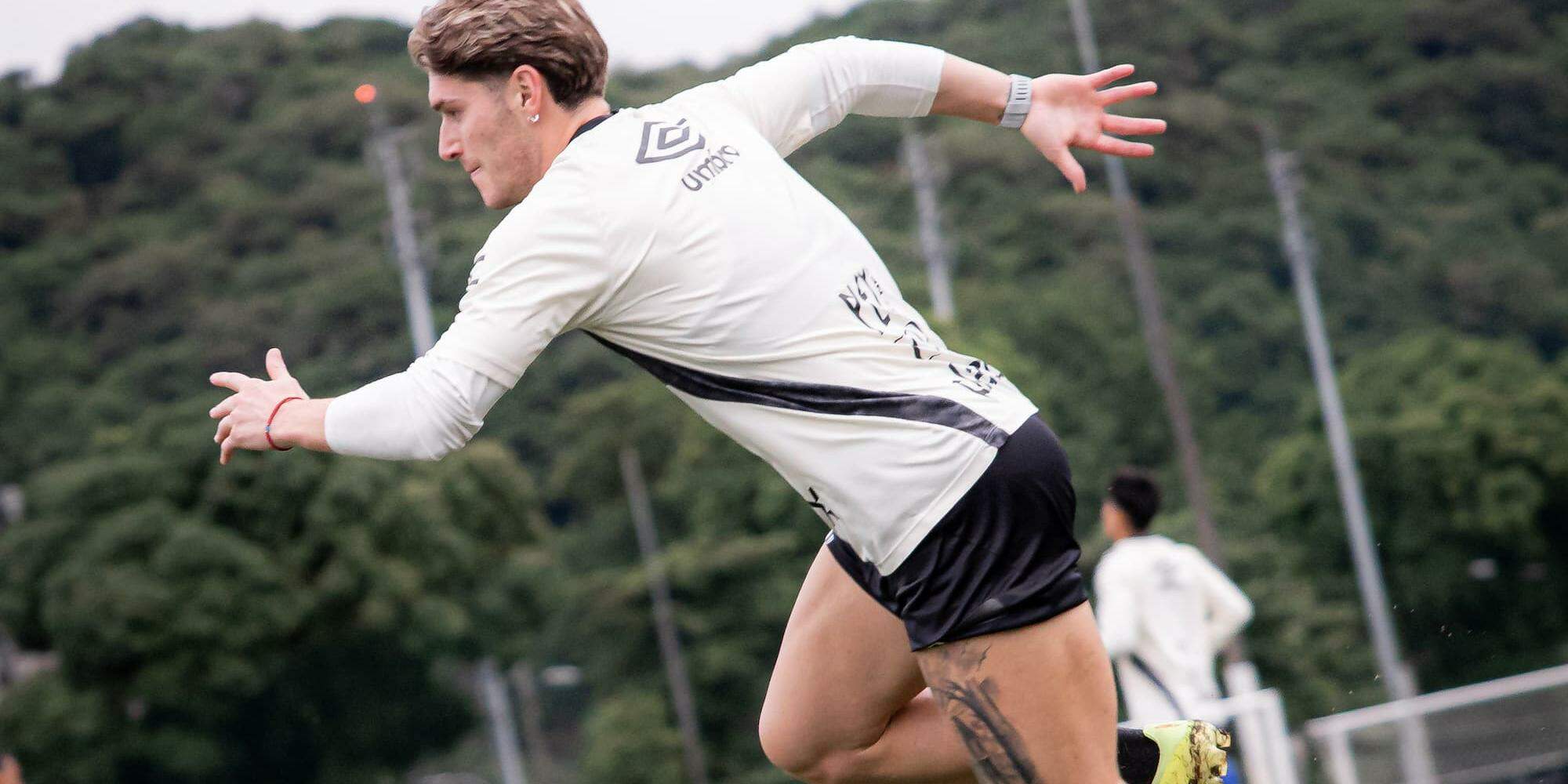 Sem Neymar, Rollheiser é a maior referência técnica para o jogo contra o San Lorenzo