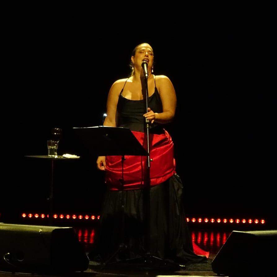 O show homenageia Nana Caymmi, que morreu em maio do ano passado