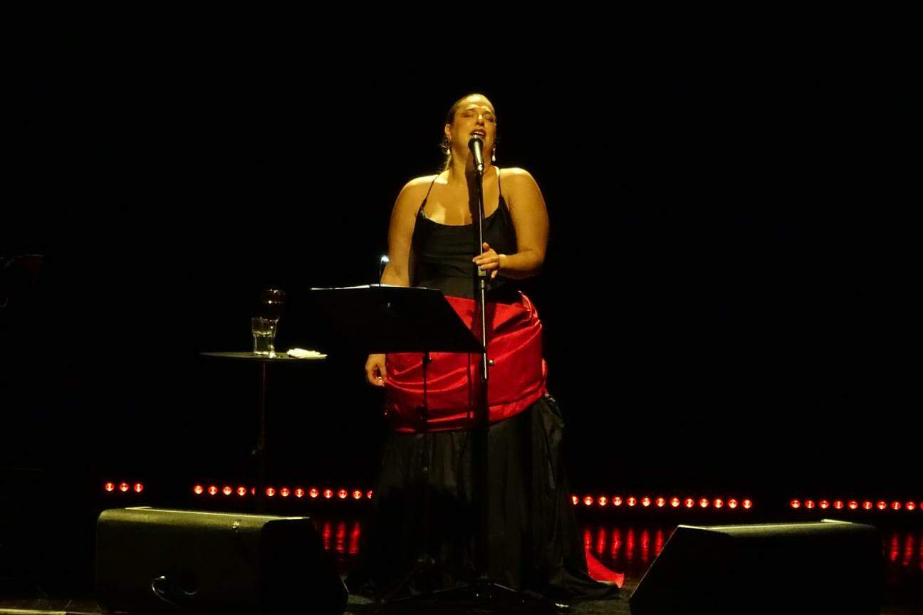 O show homenageia Nana Caymmi, que morreu em maio do ano passado