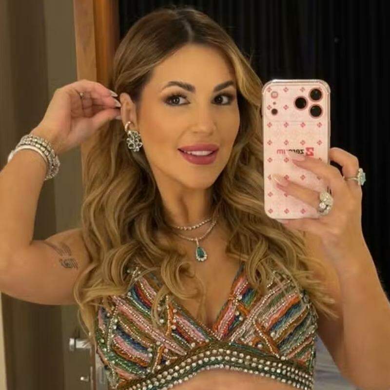 Influenciadora Deolane Bezerra foi presa nesta quinta-feira (21)