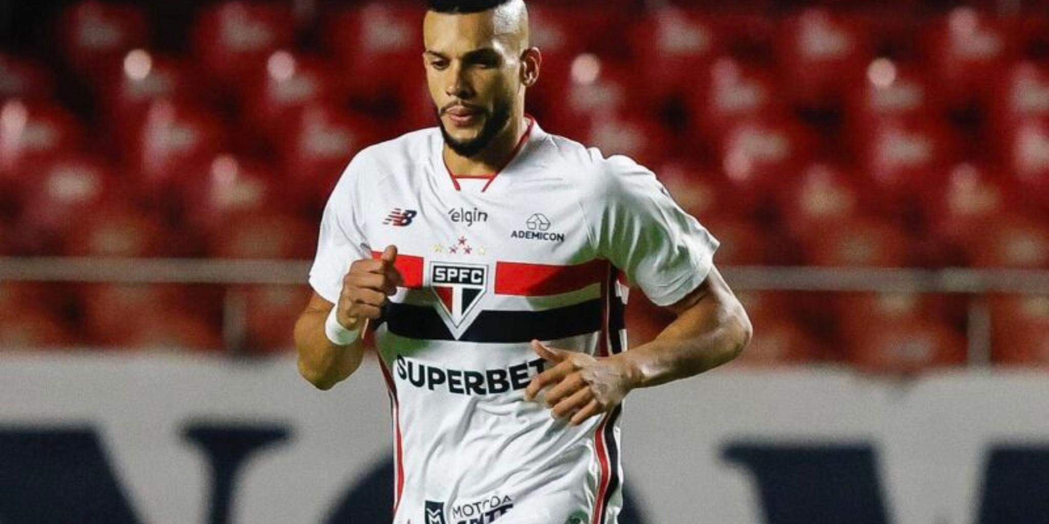 Representantes do Tricolor, segundo o clube, dialogaram com Dória e avaliaram alternativas, mas o atleta reiterou sua decisão de forma definitiva