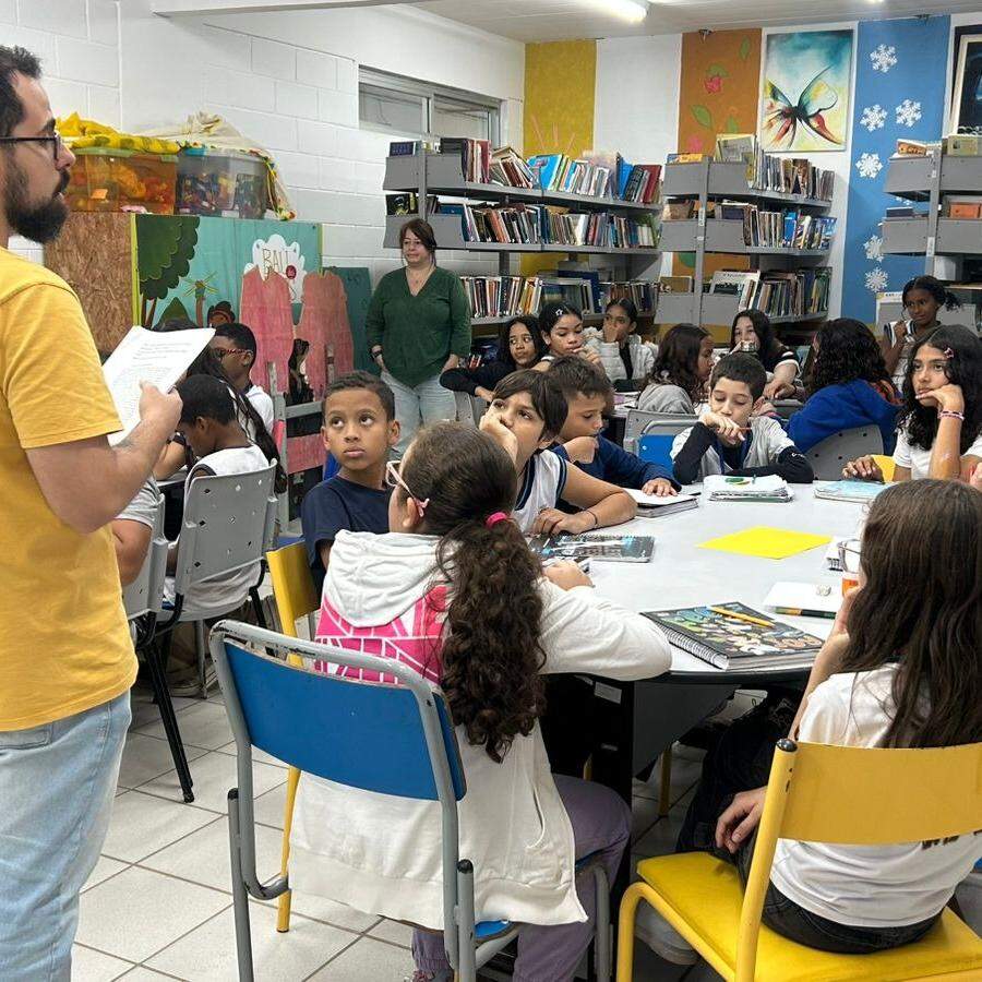 Os encontros duram de 40 a 45 minutos, com dois minutos para cada dupla que se apresenta