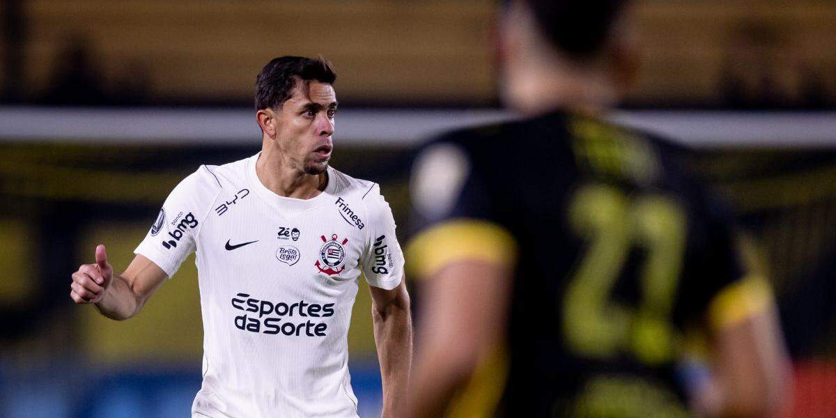 Corinthians evolui na Libertadores com Diniz e volta a terminar como 1º do grupo após 8 anos