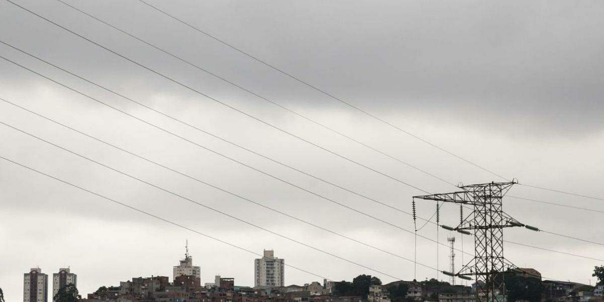 Fim de semana será de temporal no Sudeste e chuva intensa no Norte