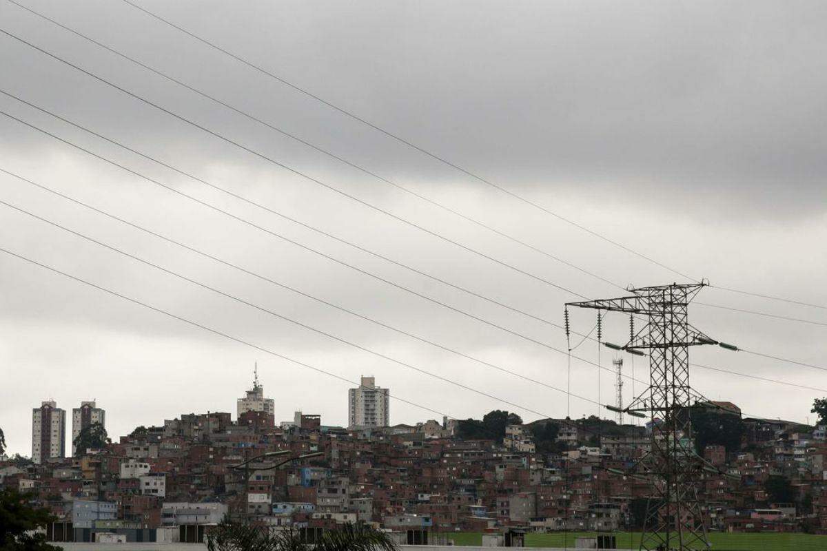 Fim de semana será de temporal no Sudeste e chuva intensa no Norte